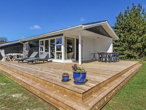 Holiday Home Aimo - 1-8km from the sea in Western Jutland by Interhome