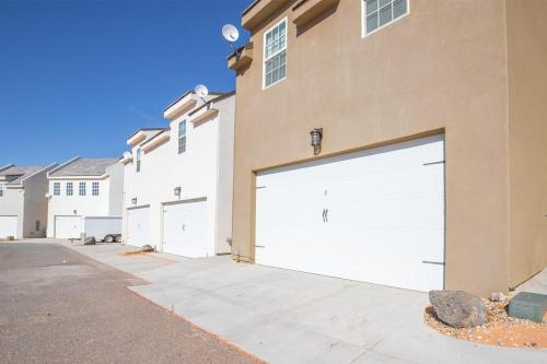 Eagle View townhouse - image 8