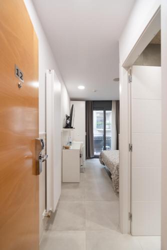 Hostal House - image 14