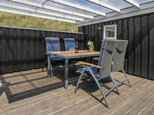  Holiday Home Lenny - from the sea by Interhome in Ringkøbing