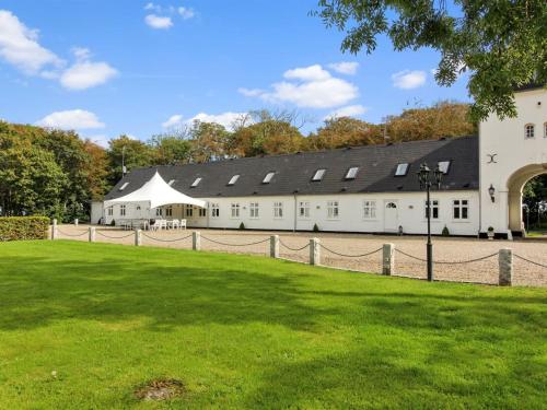  Apartment Edine - 4-5km from the sea in Western Jutland by Interhome, Pension in Ulfborg