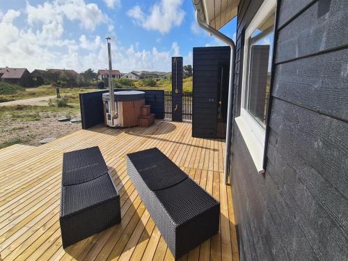 Holiday Home Tola - 450m from the sea in Western Jutland by Interhome