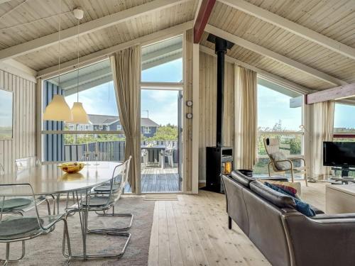 Holiday Home Laurentius - 300m from the sea in NW Jutland by Interhome