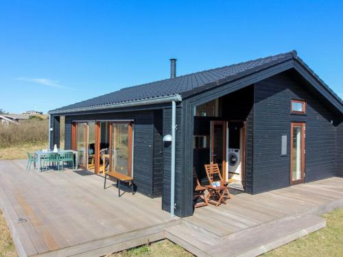 Holiday Home Tuire - 250m from the sea in NW Jutland by Interhome