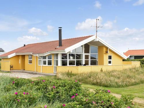 Holiday Home Ritte - 200m from the sea in NW Jutland by Interhome