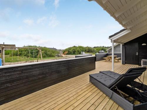 Holiday Home Markku - 400m from the sea in Western Jutland by Interhome