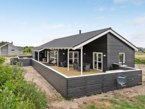 Holiday Home Markku - 400m from the sea in Western Jutland by Interhome