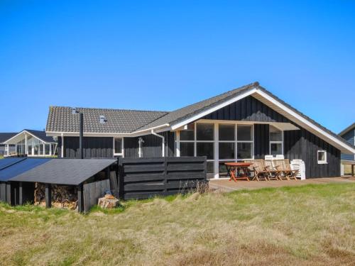  Holiday Home Carola - 500m from the sea by Interhome in Torsted