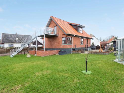  Holiday Home Amely - 500m from the sea in NE Jutland by Interhome, Pension in Sæby bei Aså