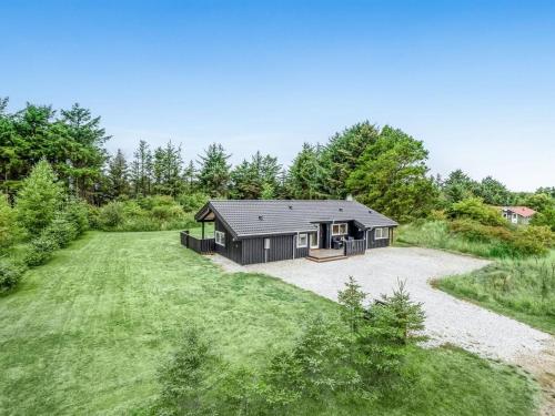 Holiday Home Loki - 700m from the sea in NW Jutland by Interhome