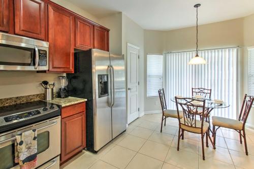 Spacious Kissimmee Villa - 3 Mi to Disney World! in Orlando, USA