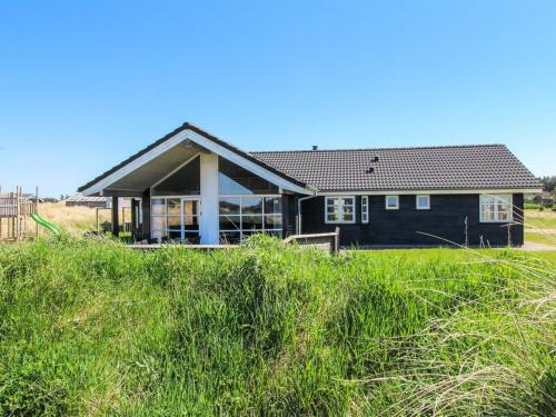 Holiday Home Norma - 400m from the sea in NW Jutland by Interhome