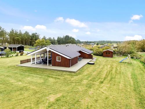 Holiday Home Nynke - 600m from the sea in NW Jutland by Interhome