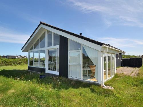 Holiday Home Jerker - 400m from the sea in NW Jutland by Interhome