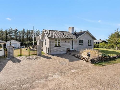  Holiday Home Vinni - 700m from the sea in NW Jutland by Interhome in Blokhus