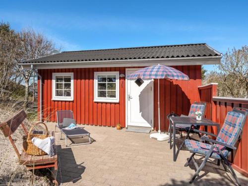 Holiday Home Amie - 800m from the sea in NW Jutland by Interhome