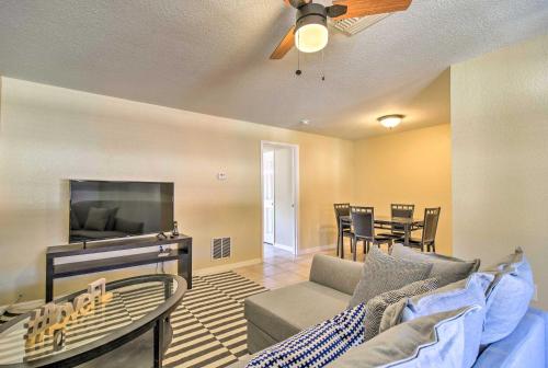 Sunny Indian Rocks Beach Condo Steps to Gulf! in Clearwater Beach, USA