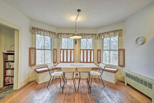 Apt on Vineyard Haven Near Nantucket Sound! - image 11