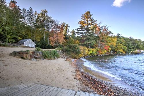 Gilford Cabin - 2 Mi to Gunstock Mountain Resort!