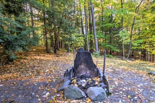 Gilford Cabin - 2 Mi to Gunstock Mountain Resort!