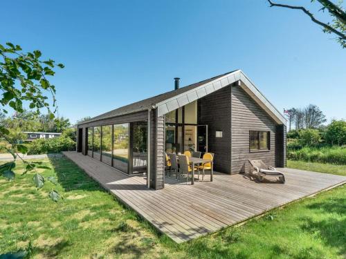 Holiday Home Ilmarinen - 400m from the sea in NW Jutland by Interhome