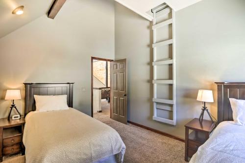 Large Fairplay Cabin with Incredible Views near Breck - image 10