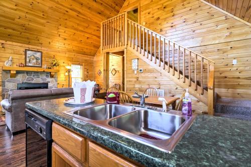 Douglas Lake-View Cabin with Hot Tub and L-Shaped Porch - image 11
