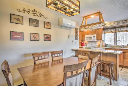 Ski Condo w/ Pool, Close to Story Land & Attitash!, Bartlett (foto 8)