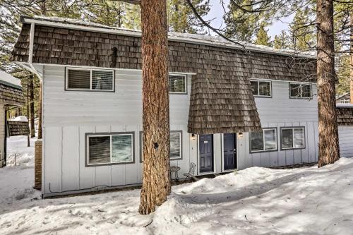 Zephyr Cove Vacation Rental 1 Mi to Lake Tahoe!