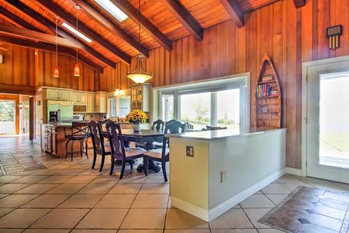 7-Acre Coastal Michigan Home with Hot Tub and Sauna! in Ludington, USA
