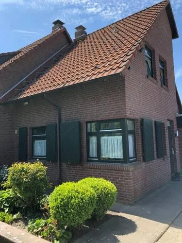 Urlaubsfeeling am Wattnmeer- Ferienhaus Strandmuschel in Varel, Deutschland