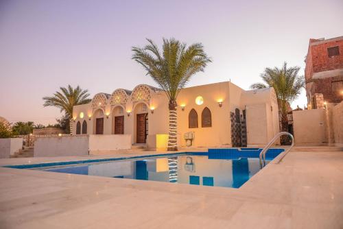 Sun house in Фейом