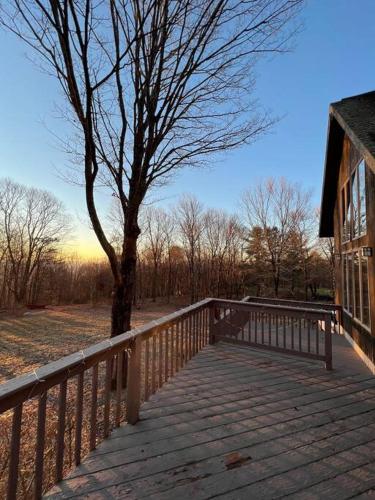 NYC getaway. Close to Minnewaska park & wineries.