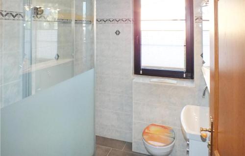 Amazing apartment in Berlin-Bohnsdorf w/ Sauna WiFi and 1 Bedrooms - image 12