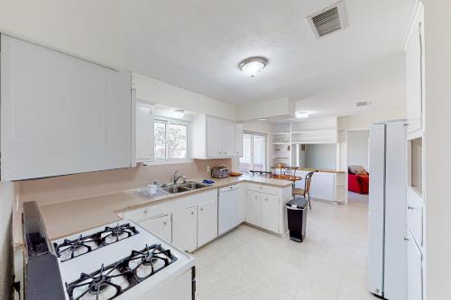 Briarbend Beauty Briarbend Beauty