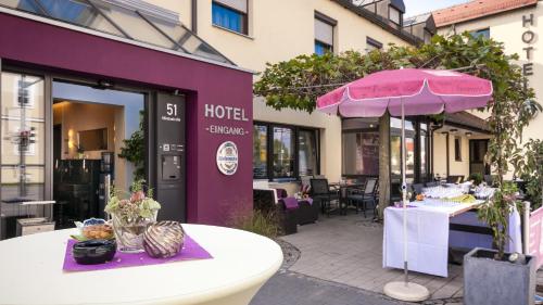 ห้องอาหาร, Hotel Restaurant Weihenstephaner Stuben in ลันด์สฮุท