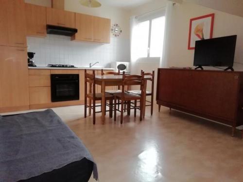 Appartement La Roche-Posay, 2 pièces, 3 personnes - FR-1-541-72