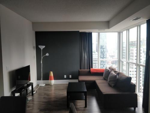 Entertainment District, Downtown Toronto - 300 Front 1 Bed 1 Bath, City View