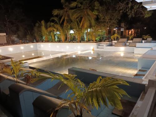 Lucky Beach Resort – Trincomalee, GA