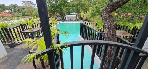 Lucky Beach Resort – Trincomalee, GA