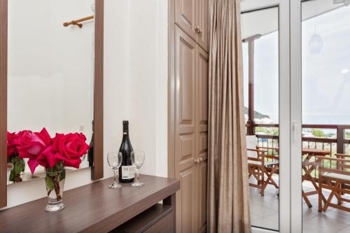 Akti Fine Rooms - image 3