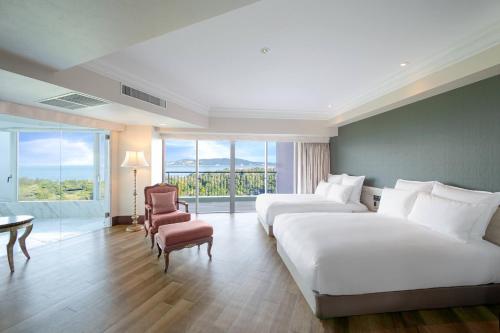 Panorama Ocean View Suite