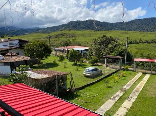 FINCA ROSSI-Casa de descanso y familiar