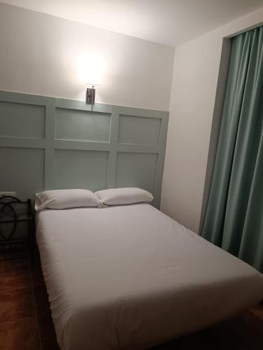 ROOMS Los MONTES - image 13