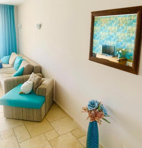 Royal Apartment Sea view by Kaliakria in คาวาร์นา