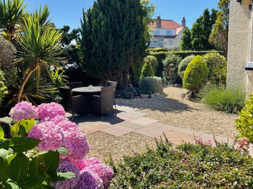 Brigstock House - image 11