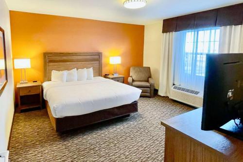 MainStay Suites Watford City - Event Center