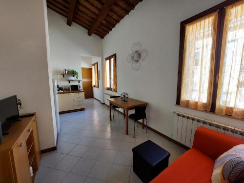 Appartamento IN CENTRO Free Wi-Fi, Self check-in - San Lorenzo In Noceto