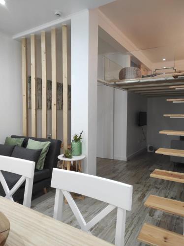 7 Trevos Houses B in ซานเตียโก โด คาเซม