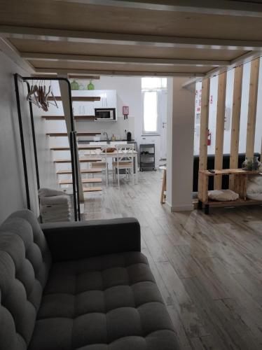 7 Trevos Houses B in ซานเตียโก โด คาเซม